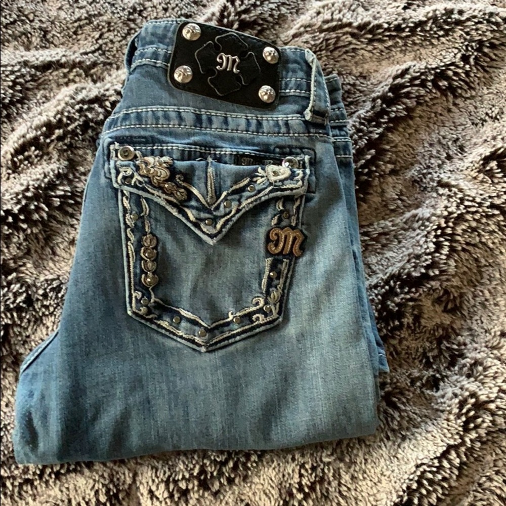 Miss Me Capri Jeans